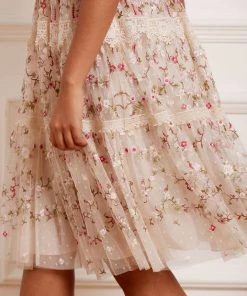 Needle & Thread Holding LTD Araminta Lace Midi Dress 15 Needle & Thread Holding LTD Araminta Lace Midi Dress