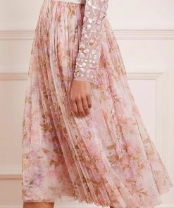 Needle & Thread Holding LTD Darling Meadow V-Neck Bodice Midaxi Dress Womenswear 16 Needle & Thread Holding LTD Darling Meadow V-Neck Bodice Midaxi Dress Womenswear