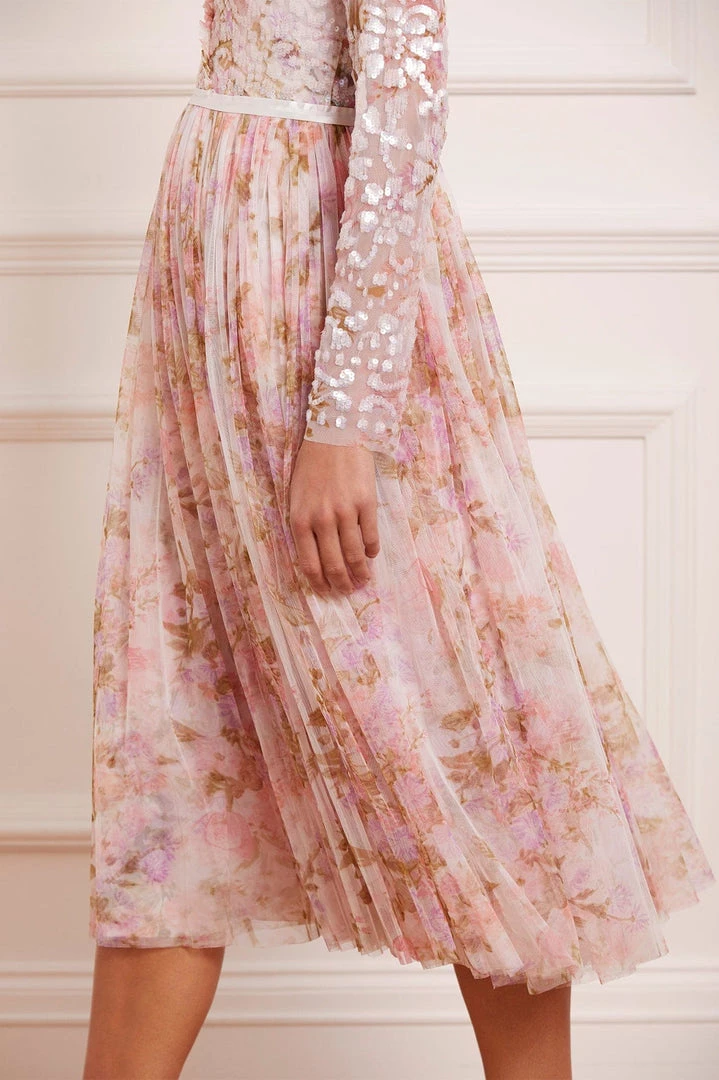 Needle & Thread Holding LTD Darling Meadow V-Neck Bodice Midaxi Dress Womenswear 9 Needle & Thread Holding LTD Darling Meadow V-Neck Bodice Midaxi Dress Womenswear