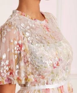 Needle & Thread Holding LTD Iris Sequin Bodice Short Sleeve Round Neck Ankle Gown Womenswear 18 Needle & Thread Holding LTD Iris Sequin Bodice Short Sleeve Round Neck Ankle Gown Womenswear