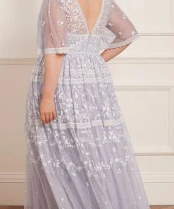 Needle & Thread Holding LTD Sweetheart Lace Gown Womenswear 18 Needle & Thread Holding LTD Sweetheart Lace Gown Womenswear