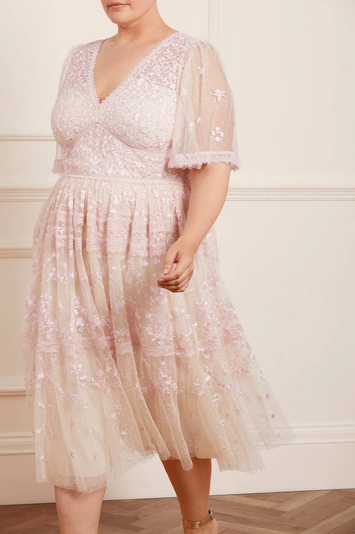 Needle & Thread Holding LTD Sweetheart Lace Midaxi Dress Womenswear 3 Needle & Thread Holding LTD Sweetheart Lace Midaxi Dress Womenswear