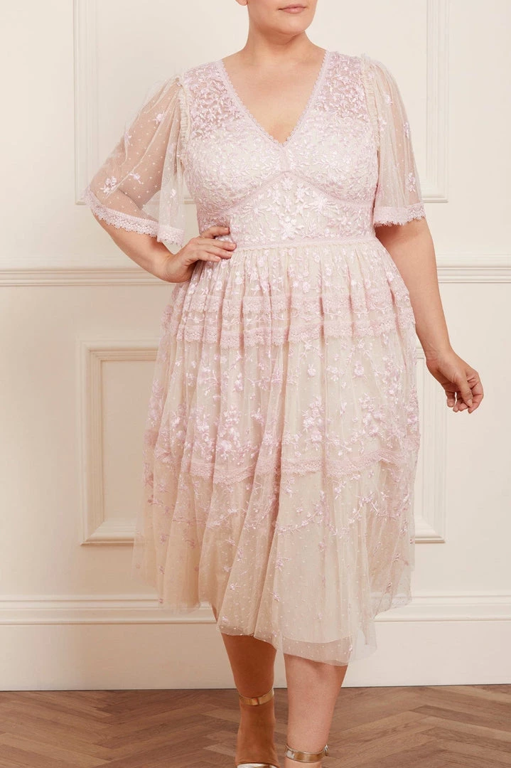 Needle & Thread Holding LTD Sweetheart Lace Midaxi Dress Womenswear 5 Needle & Thread Holding LTD Sweetheart Lace Midaxi Dress Womenswear