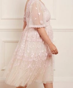 Needle & Thread Holding LTD Sweetheart Lace Midaxi Dress Womenswear 13 Needle & Thread Holding LTD Sweetheart Lace Midaxi Dress Womenswear