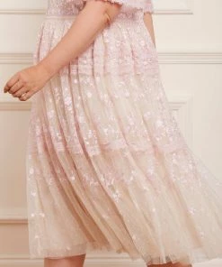 Needle & Thread Holding LTD Sweetheart Lace Midaxi Dress Womenswear 14 Needle & Thread Holding LTD Sweetheart Lace Midaxi Dress Womenswear